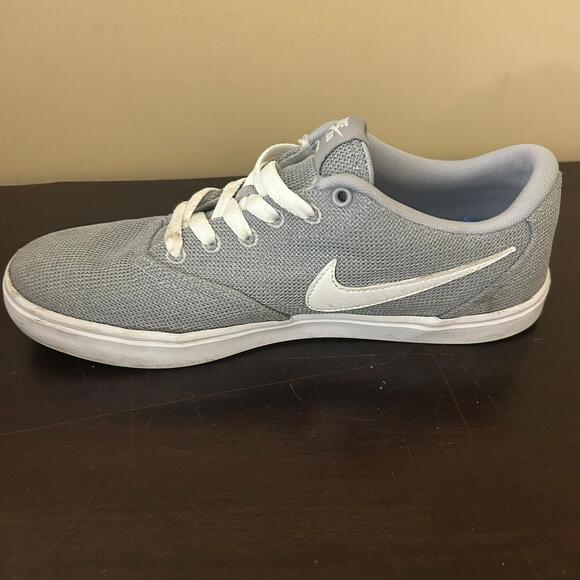 Nike SB Check Solarsoft Women's Skate Shoes - Picture 5 of 7